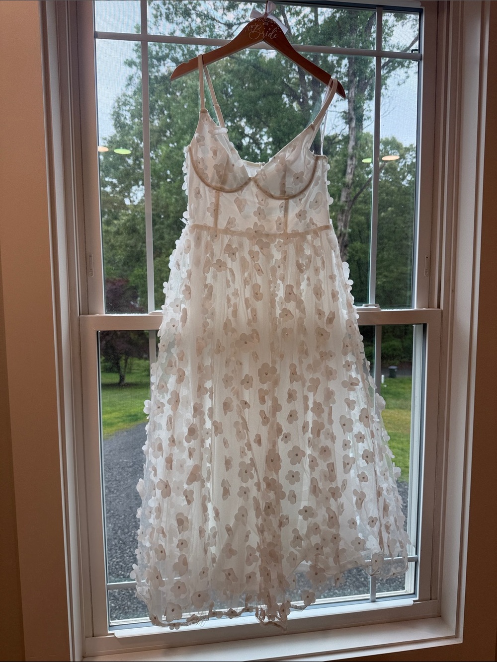 Lulu's White 3D Floral Spaghetti Strap Wedding Dress